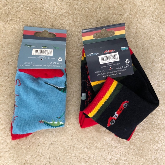 New 3 sets of Kid's Race‎ car & Dino socks - Picture 2 of 5